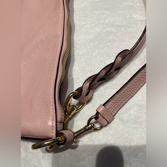 Coach shoulder bag with rose bouquet print interior - Picture 4 of 10